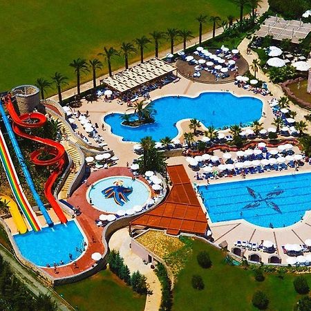 Blue Waters Club Hotel Side Exterior photo